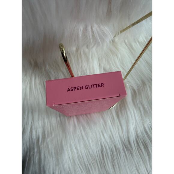 Red Aspen Nail Dashes- Aspen Glitter (short, square pink glitter nails) - Picture 3 of 6